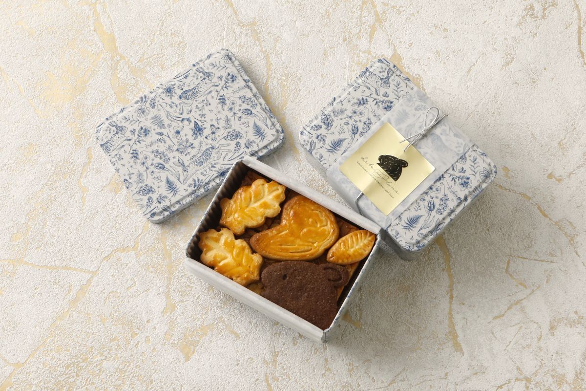 店舗とオンライン、それぞれでおすすめしたいお菓子のこと